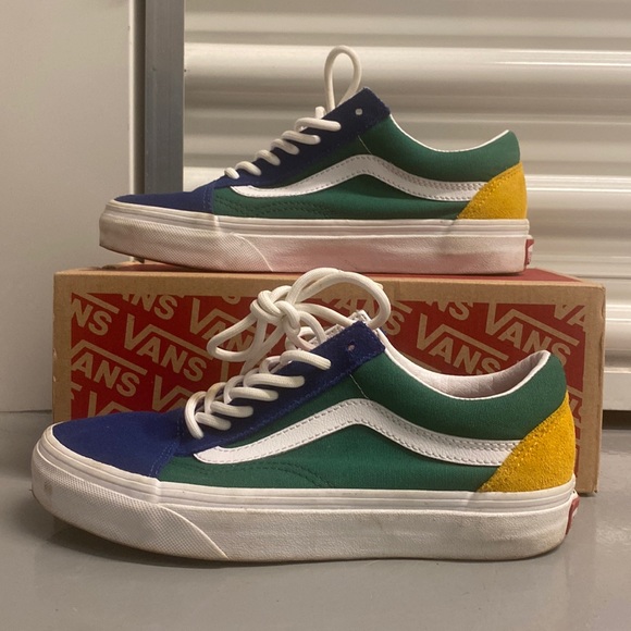 Old Skool Vans - Picture 1 of 8